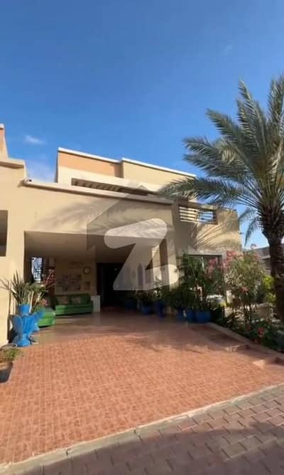 بحریہ ٹاؤن کراچی کراچی میں 3 کمروں کا 8 مرلہ مکان 1.8 کروڑ میں برائے فروخت۔