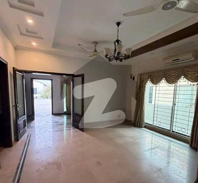 Lower Portion Sized 1 Kanal Available In DHA Phase 4 - Block GG