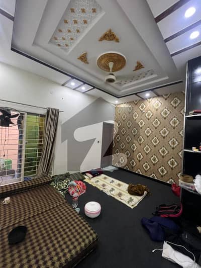 شاداب گارڈن لاہور میں 4 کمروں کا 3 مرلہ مکان 62.0 ہزار میں کرایہ پر دستیاب ہے۔