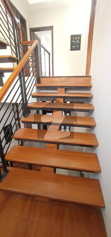 2 Kanal Home available for Sale