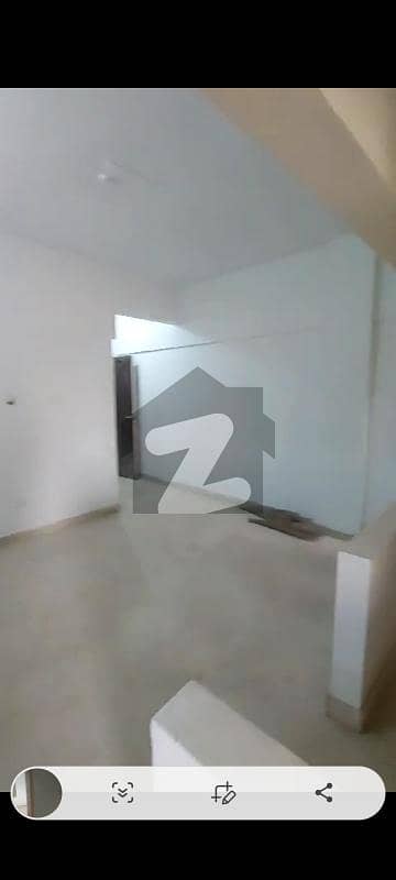 1200 Sq Feet Flat Available For Sale.