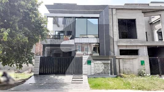 بحریہ آرچرڈ فیز 2 بحریہ آرچرڈ,لاہور میں 3 کمروں کا 5 مرلہ مکان 2.2 کروڑ میں برائے فروخت۔