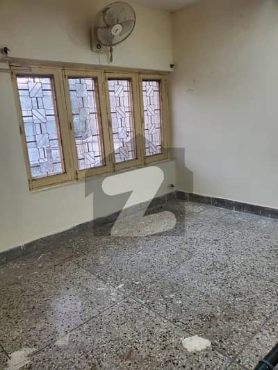 30*50 Cda Transfer Sun Face Good Location Old Construction House Available In G-9/4 Near Big Park Near Market Near Mosque