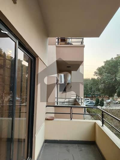 6 MARLA 2 BED ROOM APARTMENT SAMI FURNISHED AVAILABLE FOR RENT