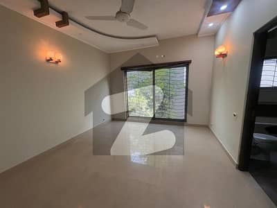 01 Kanal Modern Design House For Rent In DHA Phase 3 Lahore.