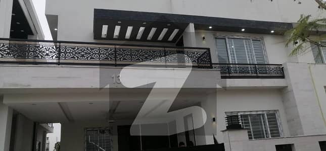 10 Marla House for Sale in Sector C-2, Bahria Enclave Islamabad 5 Bedrooms