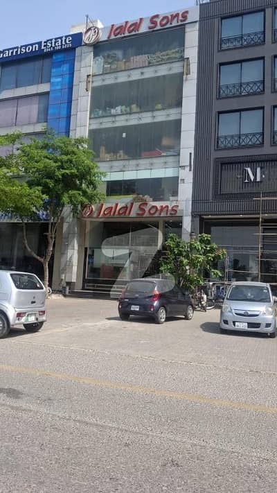 DHA Phase 6 8 Marla Commercial Plaza for Sale (Main Boulevard)  Prime Investment Opportunity Property Details:  Size: 8 Marla  Location: Main Boulevard, DHA Phase 6  Type: Commercial Plaza  Open: Two-side open  Deal: Direct from owner (1-to-1 meeting guaranteed)  Financial Highlights:  Demand: 50 Crore  Monthly Rental Income: 15 Lac  Tenant: Long-term agreement (15 years) with Jalal Sons