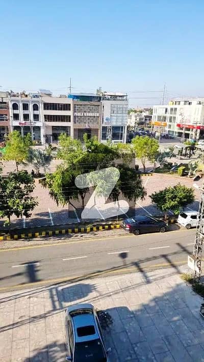 ڈی ایچ اے فیز 4 - ڈبل سی اے بلاک فیز 4,ڈیفنس (ڈی ایچ اے),لاہور میں 8 مرلہ Studio دفتر 1.0 لاکھ میں کرایہ پر دستیاب ہے۔
