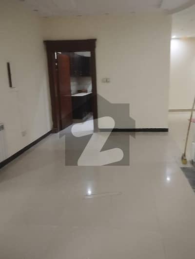 1 Kanal Lower Ground Portion For Rent