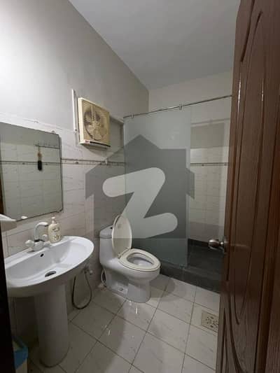 240 yard house double story gulshan e iqbal