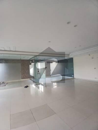 بحریہ ٹاؤن چمبیلی بلاک بحریہ ٹاؤن سیکٹر سی,بحریہ ٹاؤن,لاہور میں 5 مرلہ Studio دفتر 50.0 ہزار میں کرایہ پر دستیاب ہے۔