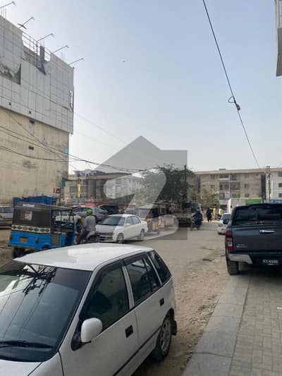 گلستانِِ جوہر ۔ بلاک 7 گلستانِ جوہر,کراچی میں 16 مرلہ کمرشل پلاٹ 55.0 کروڑ میں برائے فروخت۔