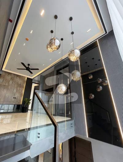 ڈی ایچ اے 11 رہبر لاہور میں 3 کمروں کا 5 مرلہ مکان 2.4 کروڑ میں برائے فروخت۔