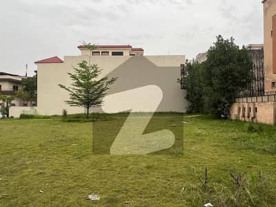 10 marla Plus 11 Marla Extra Land Plot For Sale