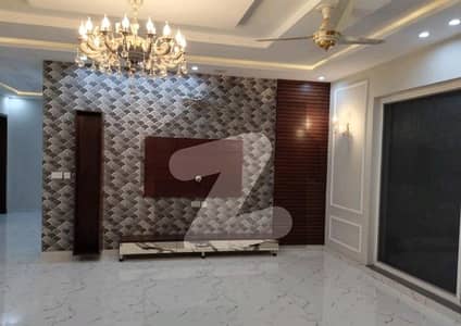 5 Marla House Available In Bahria Town - Sector C For sale