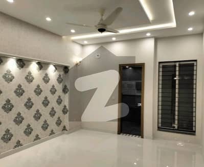 5 Marla House available for sale in Bahria Town - Sector C, Lahore