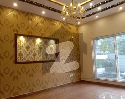 Prominently-Located 1 Kanal House Available In Bahria Town - Sector C
