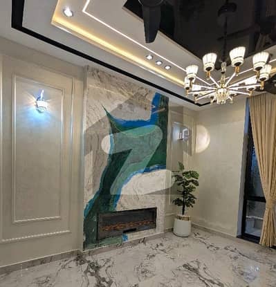 5 Marla House Available In Bahria Town - Sector E For sale