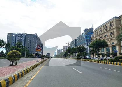 گلبرگ ریزیڈںسیا - اے ایگزیکٹو بلاک گلبرگ ریزیڈنشیا,گلبرگ,اسلام آباد میں 1 کنال رہائشی پلاٹ 1.8 کروڑ میں برائے فروخت۔