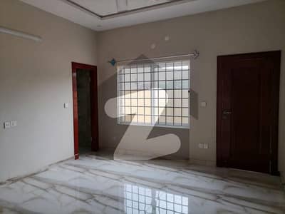 بحریہ ٹاؤن فیز 6 بحریہ ٹاؤن راولپنڈی,راولپنڈی میں 3 کمروں کا 10 مرلہ بالائی پورشن 65.0 ہزار میں کرایہ پر دستیاب ہے۔