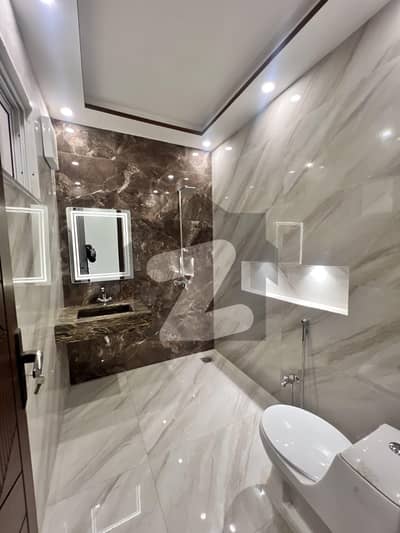 10 Marla Brand New house for sale in Valencia Twon