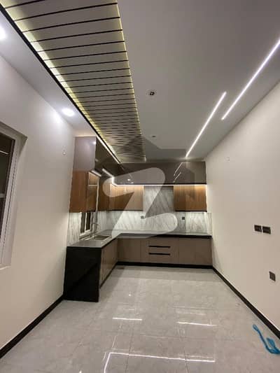 نیا ناظم آباد کراچی میں 3 کمروں کا 5 مرلہ مکان 4.35 کروڑ میں برائے فروخت۔