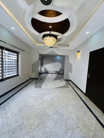 ڈی ۔ 12 اسلام آباد میں 6 کمروں کا 10 مرلہ مکان 2.65 لاکھ میں کرایہ پر دستیاب ہے۔