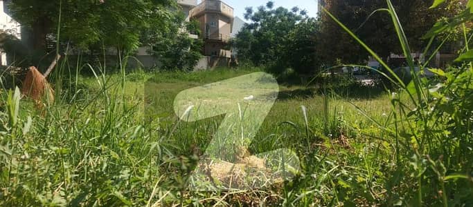 8 Marla Corner Plot for Sale Olander Block, DHA Valley Islamabad