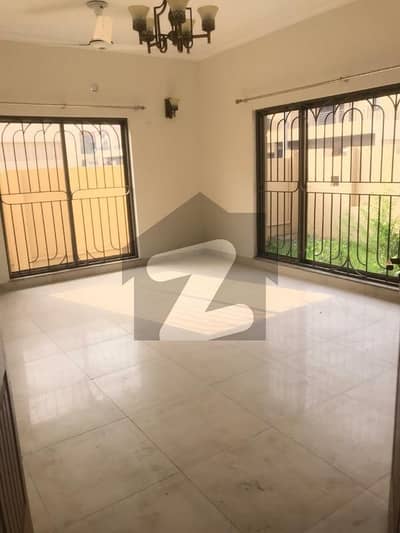 17 Marla 4 Bed House Available For Rent