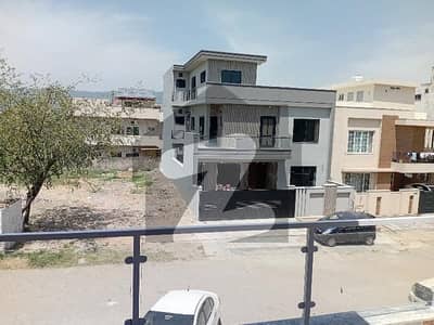 ڈی ۔ 12/3 ڈی ۔ 12,اسلام آباد میں 6 مرلہ رہائشی پلاٹ 3.65 کروڑ میں برائے فروخت۔