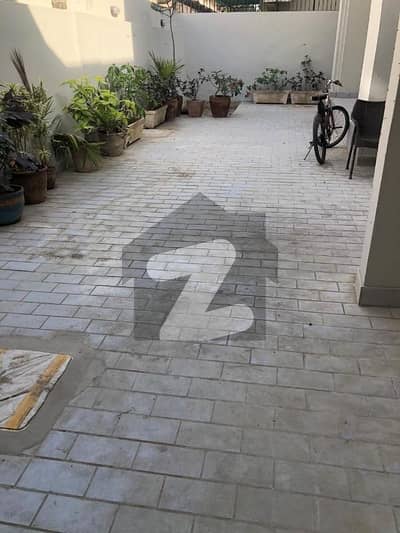 9 کمرشل سٹریٹ - ڈی ایچ اے فیز 4 ڈی ایچ اے فیز 4,ڈی ایچ اے ڈیفینس,کراچی میں 5 کمروں کا 12 مرلہ مکان 8.5 کروڑ میں برائے فروخت۔