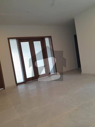 ایف ۔ 11 اسلام آباد میں 9 کمروں کا 2 کنال مکان 17.0 لاکھ میں کرایہ پر دستیاب ہے۔