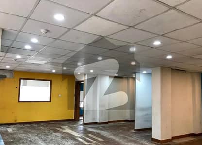 بلیو ایریا اسلام آباد میں 13 مرلہ Studio دفتر 6.75 لاکھ میں کرایہ پر دستیاب ہے۔