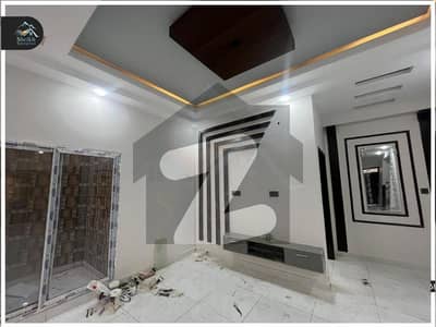 نیا ناظم آباد ۔ بلاک سی نیا ناظم آباد,کراچی میں 6 کمروں کا 10 مرلہ مکان 6.25 کروڑ میں برائے فروخت۔