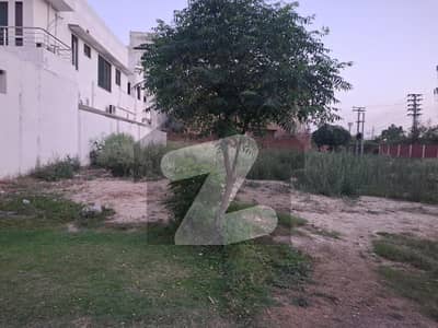 واپڈا ٹاؤن فیز 1 - بلاک ایچ2 واپڈا ٹاؤن فیز 1,واپڈا ٹاؤن,لاہور میں 1 کنال رہائشی پلاٹ 2.9 کروڑ میں برائے فروخت۔