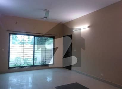 10 Marla House In Askari 11 For Sale At Good Location