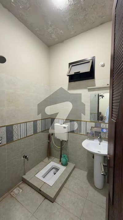 ریونیو ہاؤسنگ سوسائٹی قاسم آباد,حیدر آباد میں 6 کمروں کا 5 مرلہ مکان 2.25 کروڑ میں برائے فروخت۔