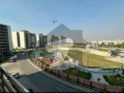 10 MARLA Brand New 3 BED FLAT AVAILABLE FOR RENT IN ASKARI 11 Sec D