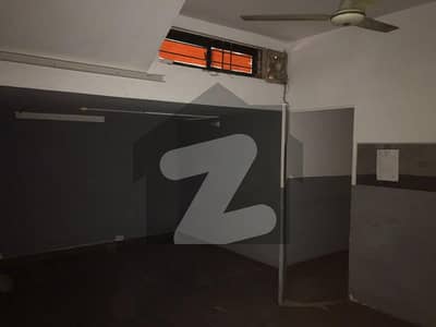 4 MARLA COMMERCIAL SECOND FLOOR FOR RENT