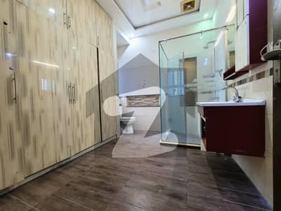 1 Kanal Upper Portion Available For Rent In DHA Lahore Phase 4 Block BB