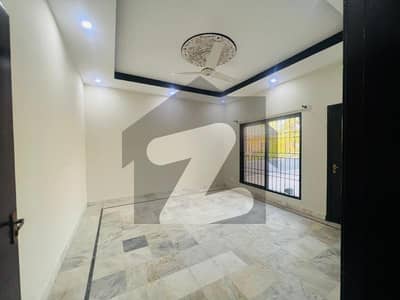 Beautiful One Kanal Upper Portion For Rent DHA Phase 4 BB Lahore