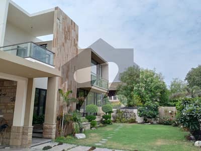 ڈی ایچ اے فیز 6 ڈی ایچ اے ڈیفینس,کراچی میں 6 کمروں کا 2 کنال مکان 45.0 کروڑ میں برائے فروخت۔