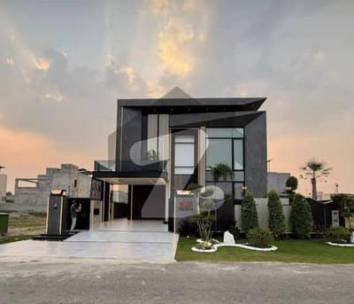 1kanal house available for rent