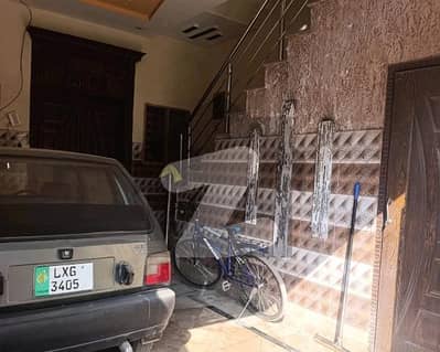 Buy A Centrally Located Prime Location 3 Marla House In Aamir Town