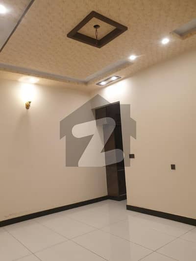 240 Sq. Yards Brand New 4 Bed DD First Floor Portion For Rent 60 Feet Road West Open Ultra Luxury Modern In VIP Block 2 Gulshan