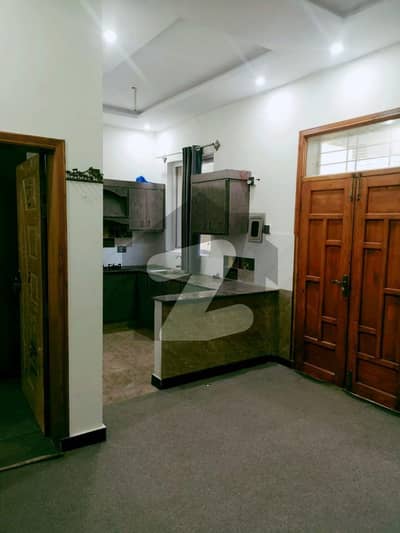 بنی گالہ اسلام آباد میں 3 کمروں کا 5 مرلہ مکان 55.0 ہزار میں کرایہ پر دستیاب ہے۔