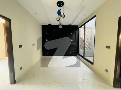 1 Kanal Upper Portion For Rent In Formanites Housing Scheme