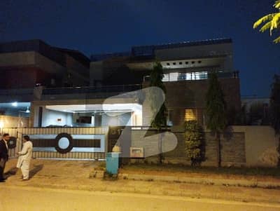 1 Kanal House For Rent