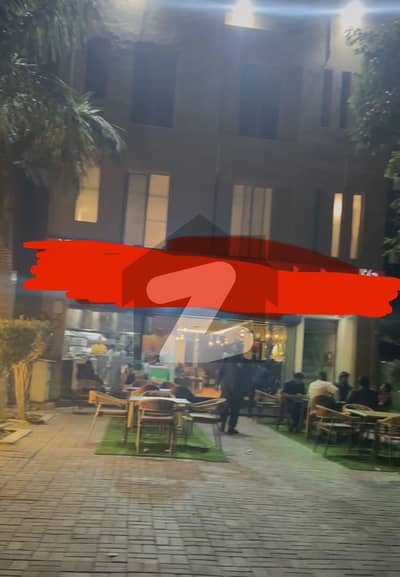 بحریہ ٹاؤن لاہور میں 6 مرلہ Studio عمارت 8.0 کروڑ میں برائے فروخت۔
