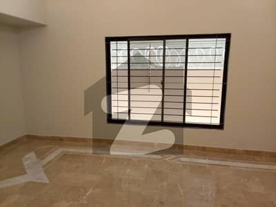 Clifton Block 4, 1000 Yards Two Unit Bungalow For Rent.